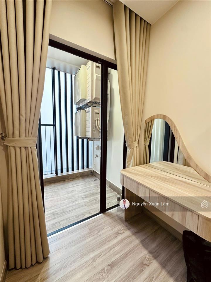 Cần cho thuê 77m2 full đồ như ảnh view sông hồng, giá tốt 8 triệu/th sky forest  ecopark