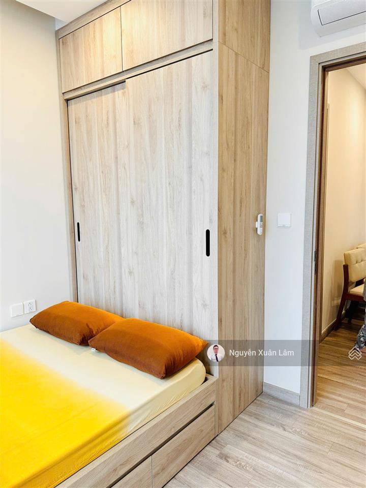 Cần cho thuê 77m2 full đồ như ảnh view sông hồng, giá tốt 8 triệu/th sky forest  ecopark