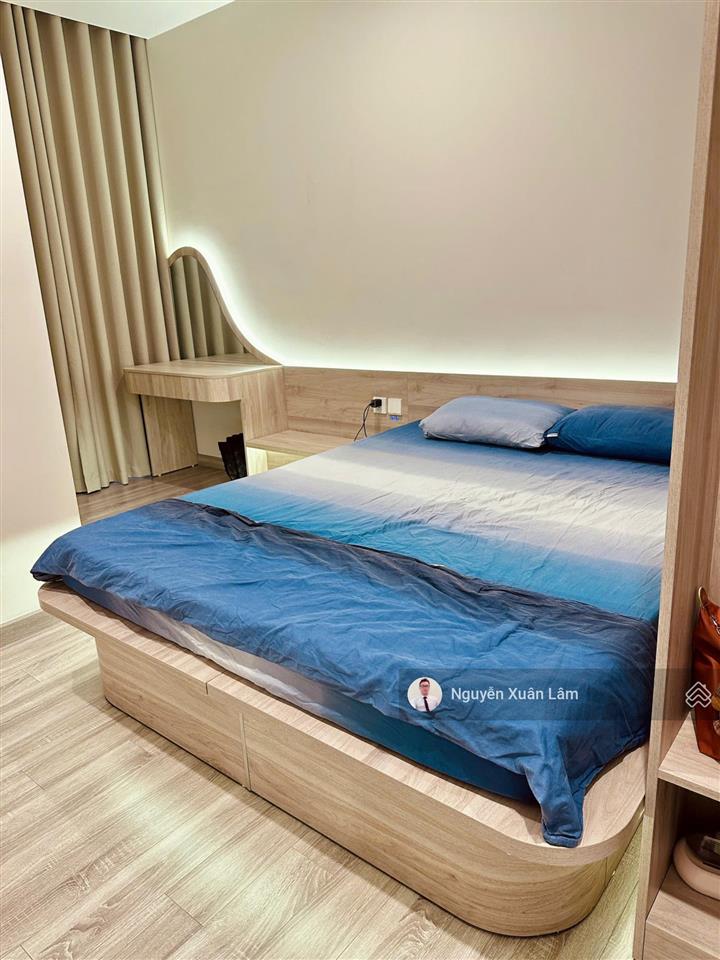 Cần cho thuê 77m2 full đồ như ảnh view sông hồng, giá tốt 8 triệu/th sky forest  ecopark