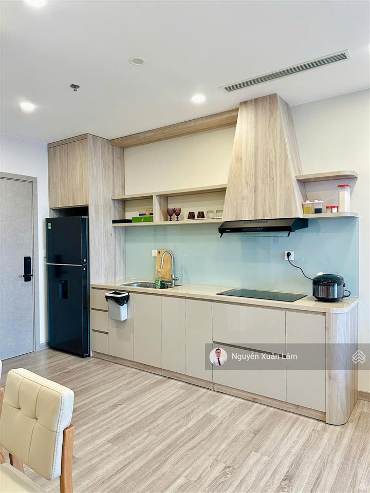 Cần cho thuê 77m2 full đồ như ảnh view sông hồng, giá tốt 8 triệu/th sky forest  ecopark