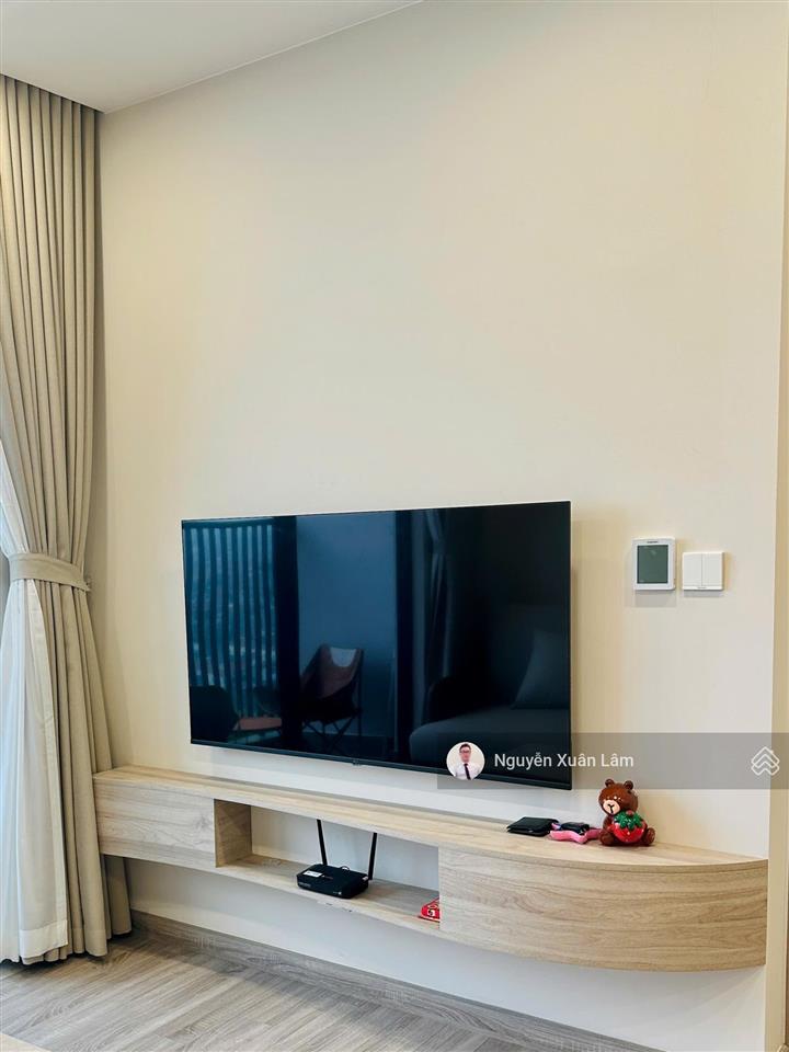 Cần cho thuê 77m2 full đồ như ảnh view sông hồng, giá tốt 8 triệu/th sky forest  ecopark