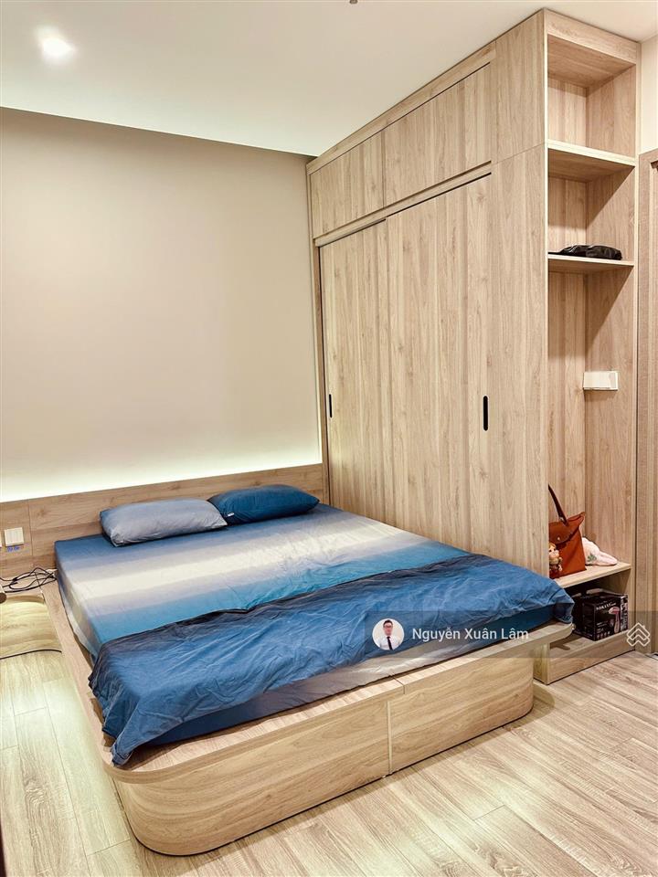 Cần cho thuê 77m2 full đồ như ảnh view sông hồng, giá tốt 8 triệu/th sky forest  ecopark