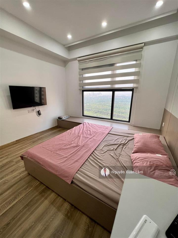 Cần cho thuê 69m² full đồ mới đẹp view sân golf giá tốt 8 triệu aquabay  ecopark