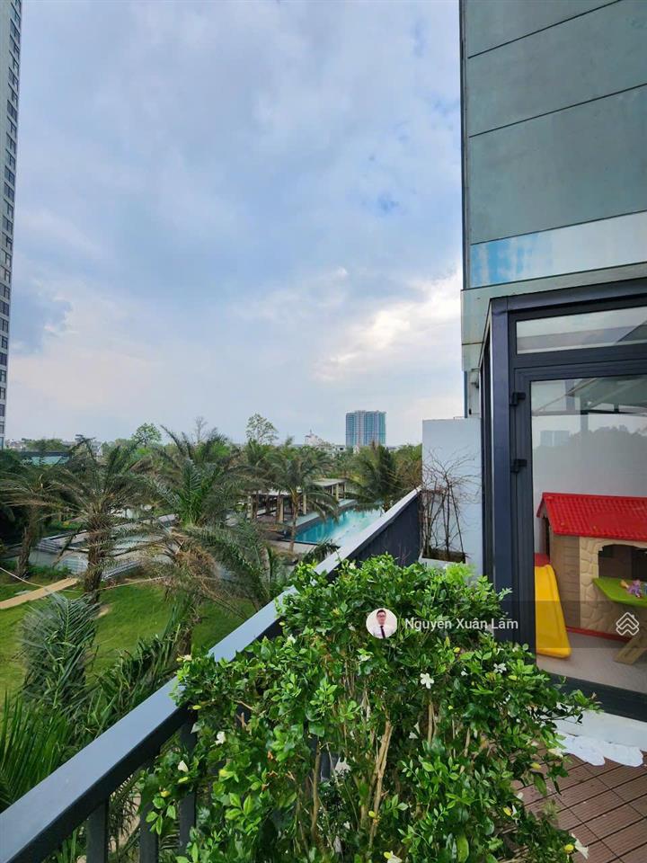 Cần cho thuê duplex sân vườn 110m² full đồ đẹp giá tốt 11 triệu/tháng aqua bay  ecopark
