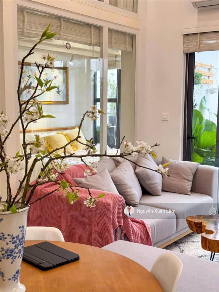 Cần cho thuê duplex sân vườn 110m² full đồ đẹp giá tốt 11 triệu/tháng aqua bay  ecopark