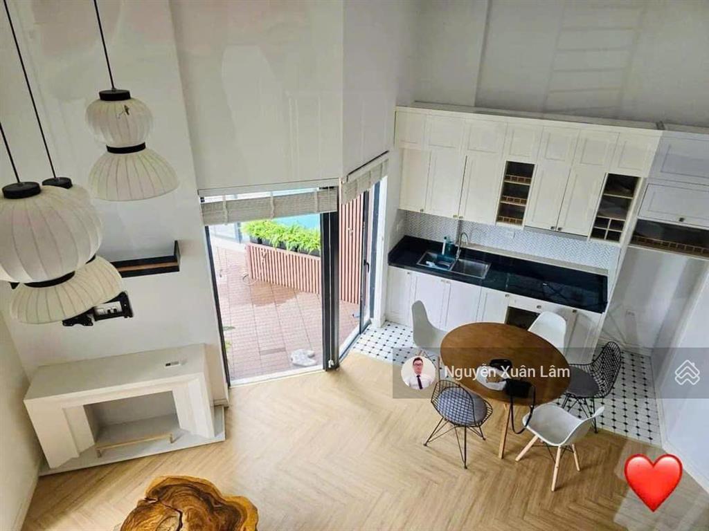 Cần cho thuê duplex sân vườn 110m² full đồ đẹp giá tốt 11 triệu/tháng aqua bay  ecopark
