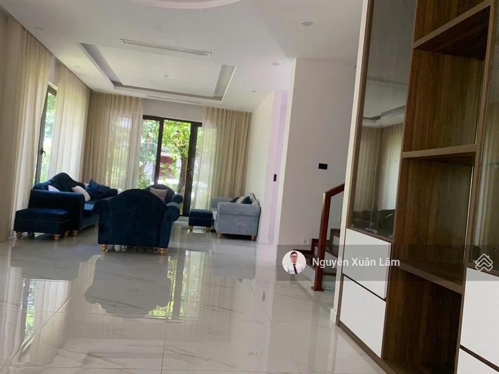 Cần cho thuê 220m² full đồ đẹp vị trí kim cương giá rẻ 35 triệu/th mimosa  ecopark
