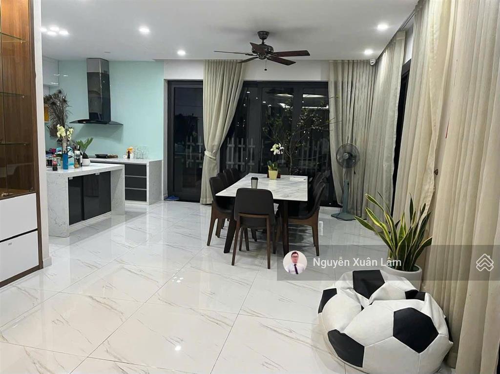 Cần cho thuê 220m² full đồ đẹp vị trí kim cương giá rẻ 35 triệu/th mimosa  ecopark