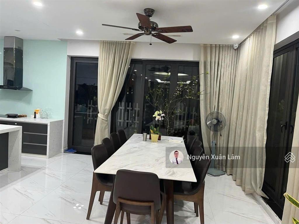 Cần cho thuê 220m² full đồ đẹp vị trí kim cương giá rẻ 35 triệu/th mimosa  ecopark