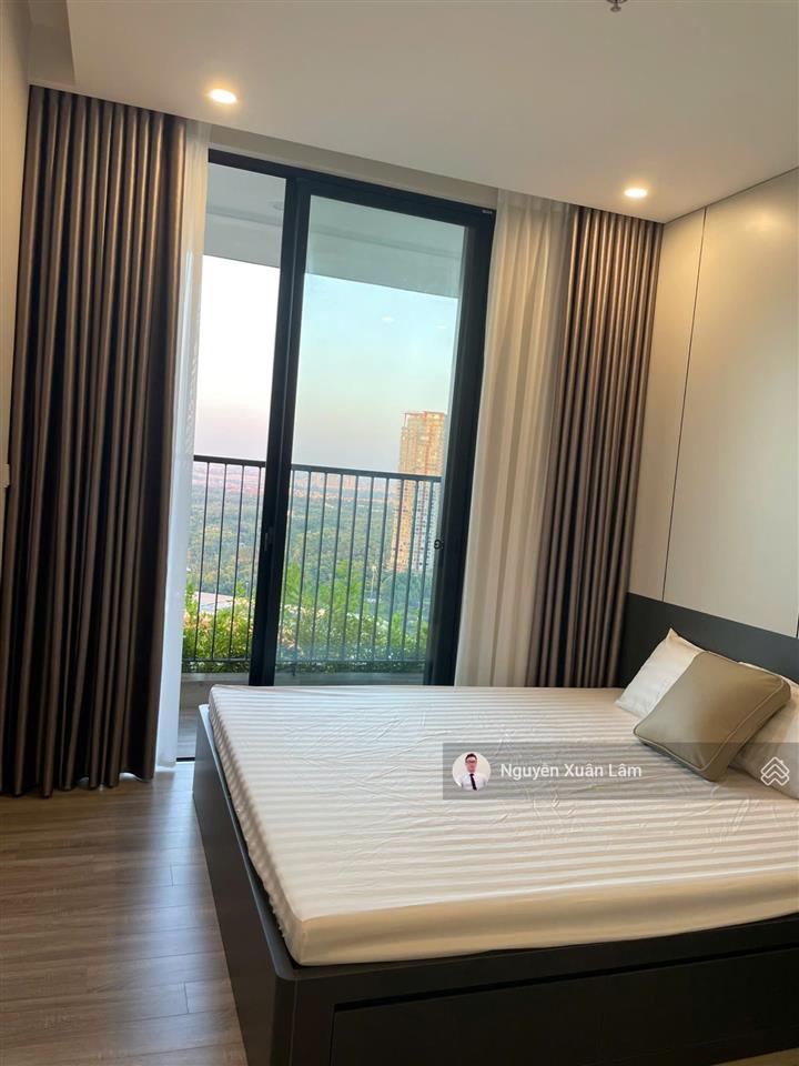 Cần cho thuê 77m2 full đồ như ảnh view biệt thự đảo giá tốt 12 triệu/th sky forest  ecopark