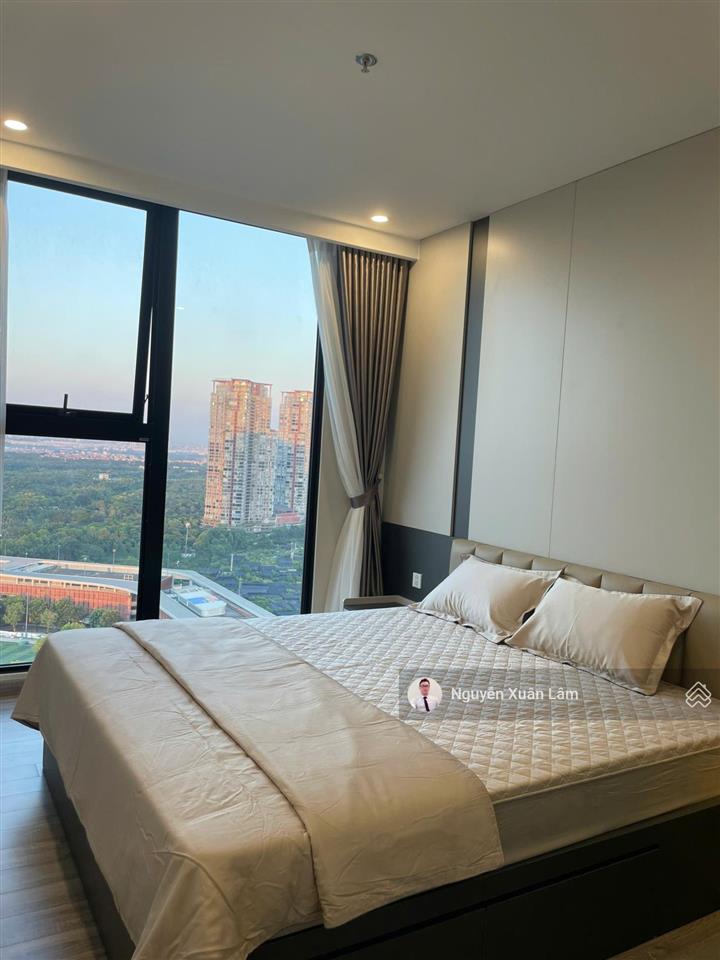 Cần cho thuê 77m2 full đồ như ảnh view biệt thự đảo giá tốt 12 triệu/th sky forest  ecopark