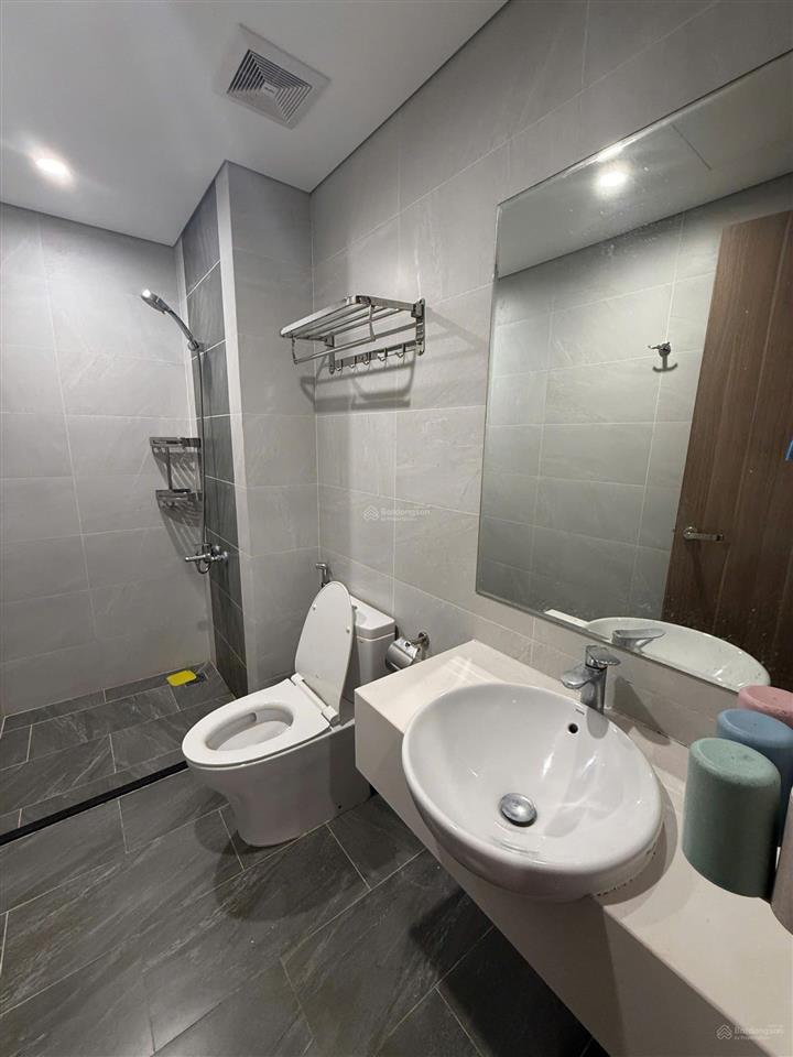 Bán chung cư vinhomes smartcity, tòa sakura, 3 ngủ, 79m, full nội thất, 6.55 tỷ