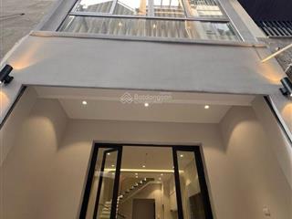 Bán nhà mới thanh nhàn 50m2 4 tầng, ngõ 3 gác, cách mặt phố 50m, giá 11.95 tỷ.