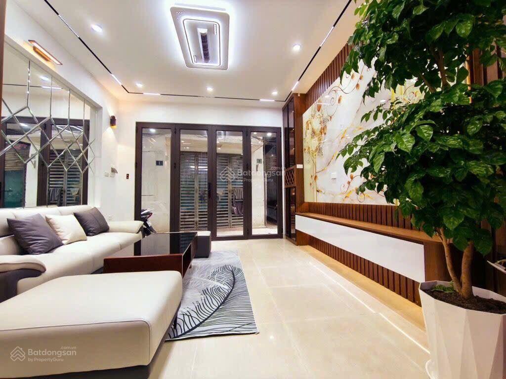 Bán nhà trần đại nghĩa  35m2 x 5 tầng  ngõ 3 gác, ô tô 50m