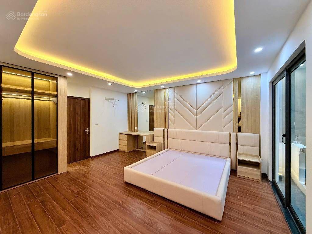 Hiếm. nhà mới trương định, hai bà trưng, 55m2 6 tầng, thang máy, cách 1 nhà ra ngõ ô tô thông