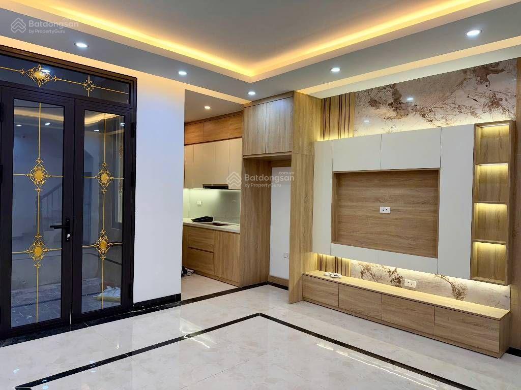 Hiếm. nhà mới trương định, hai bà trưng, 55m2 6 tầng, thang máy, cách 1 nhà ra ngõ ô tô thông