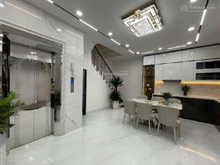 Bán nhà phố minh khai 40m2 5 tầng, thang máy. ngõ 3 gác, cách 10m ra ngõ rộng 3m.
