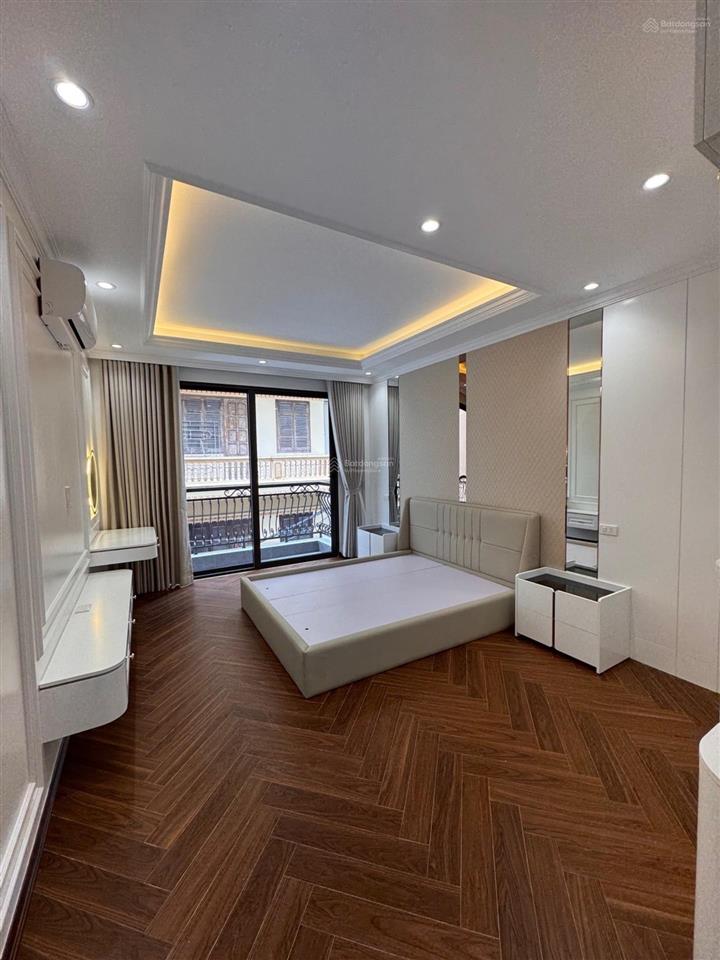 Siêu phẩm nhà mới phố lê thanh nghị  42m2 5 tầng, lô góc, thang máy, ngõ 3 gác, cách mặt phố 15m.