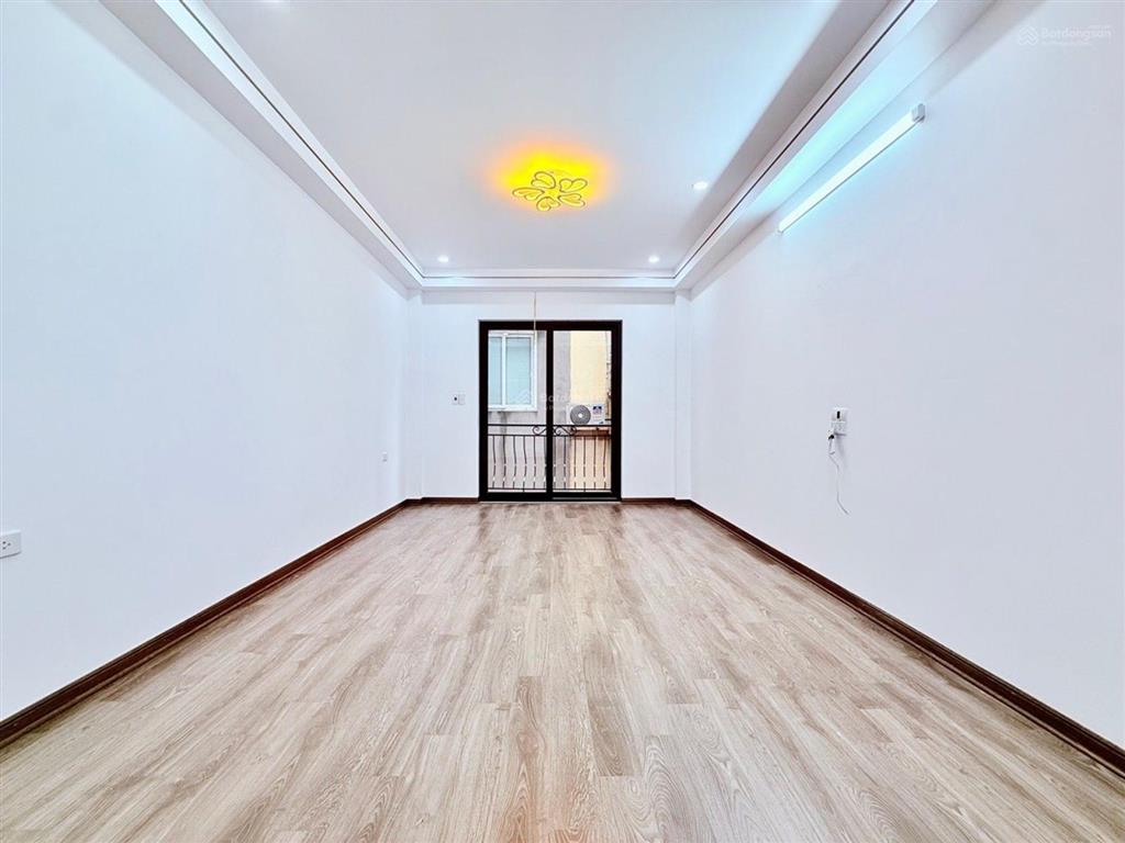 Siêu phẩm đại la xây mới thang máy ngõ nông, 1 bước ra mặt phố! 42.5m 5 tầng giá 12.4 tỷ.