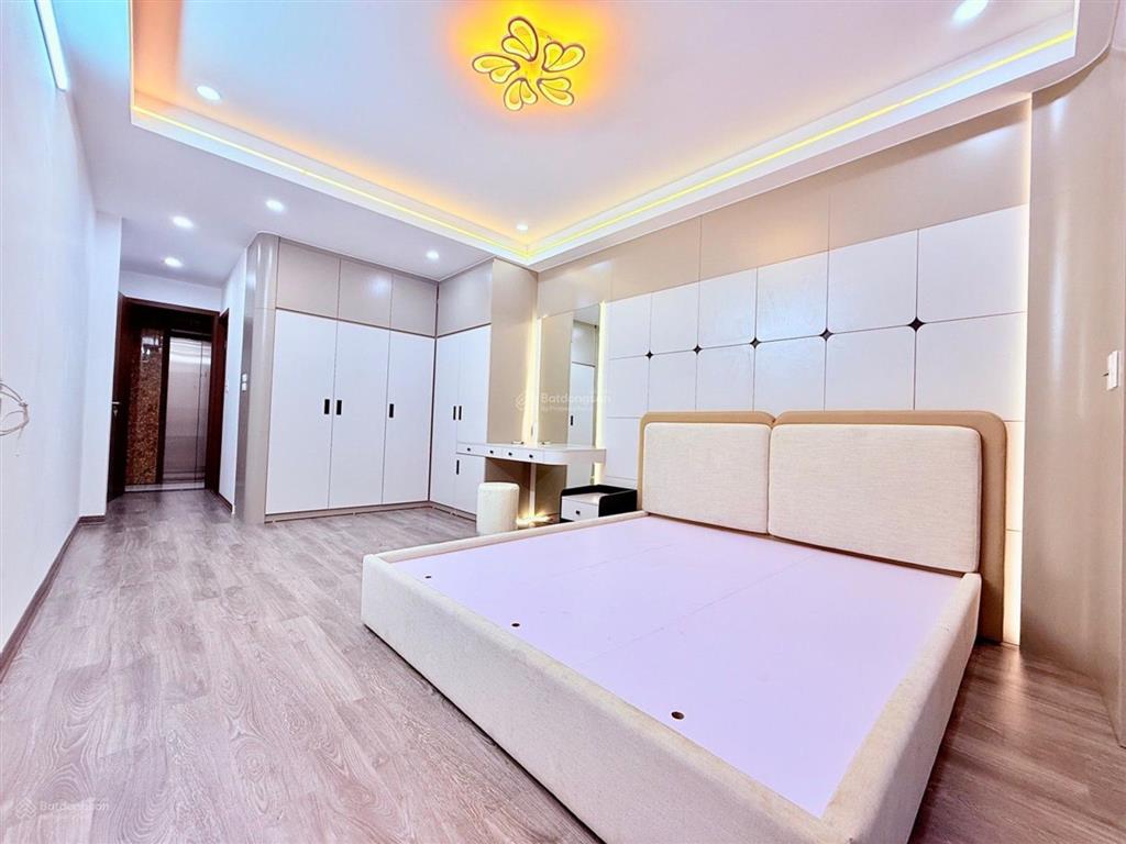Siêu phẩm đại la xây mới thang máy ngõ nông, 1 bước ra mặt phố! 42.5m 5 tầng giá 12.4 tỷ.