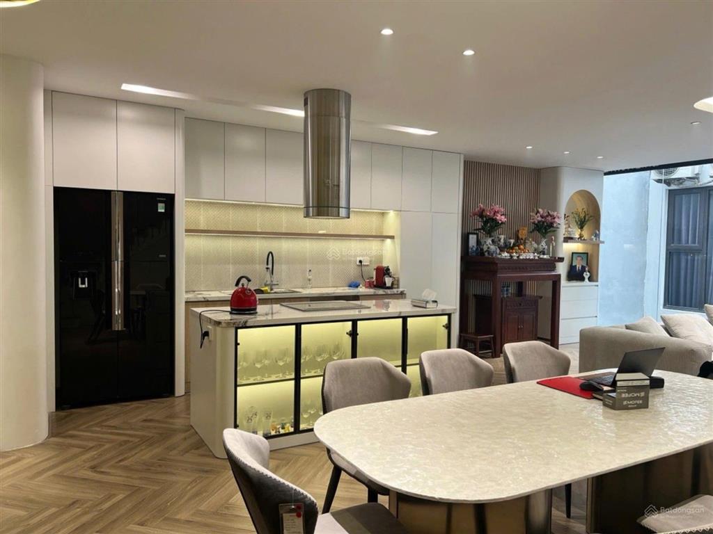 Siêu phẩm nhà mới tạ quang bửu 80m 6 tầng thang máy full nội thất ở ngay