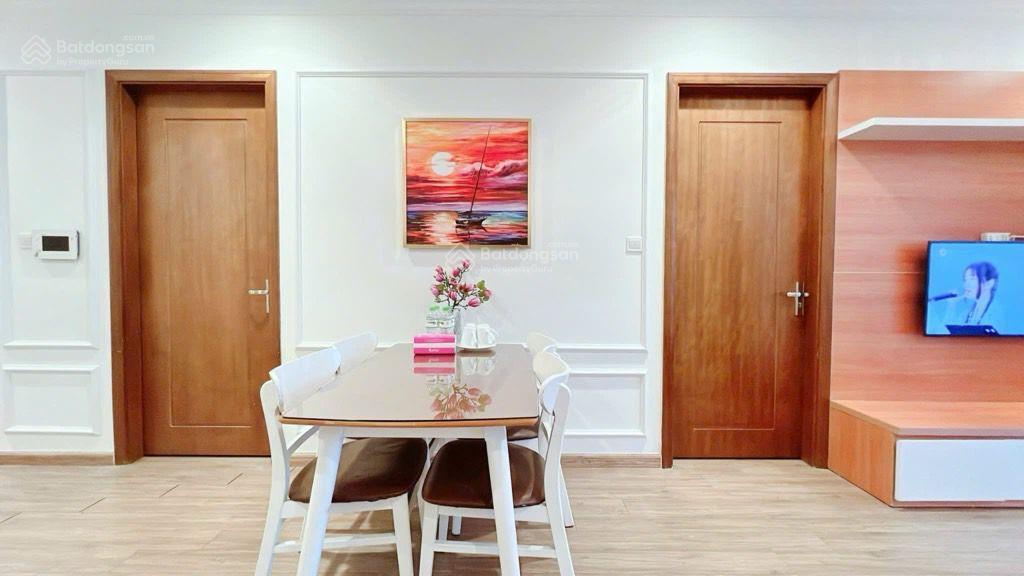Times city tòa t9 tầng trung, căn hộ 3pn 2wc, nội thất đẹp, ở ngay vinhomes times city t09.