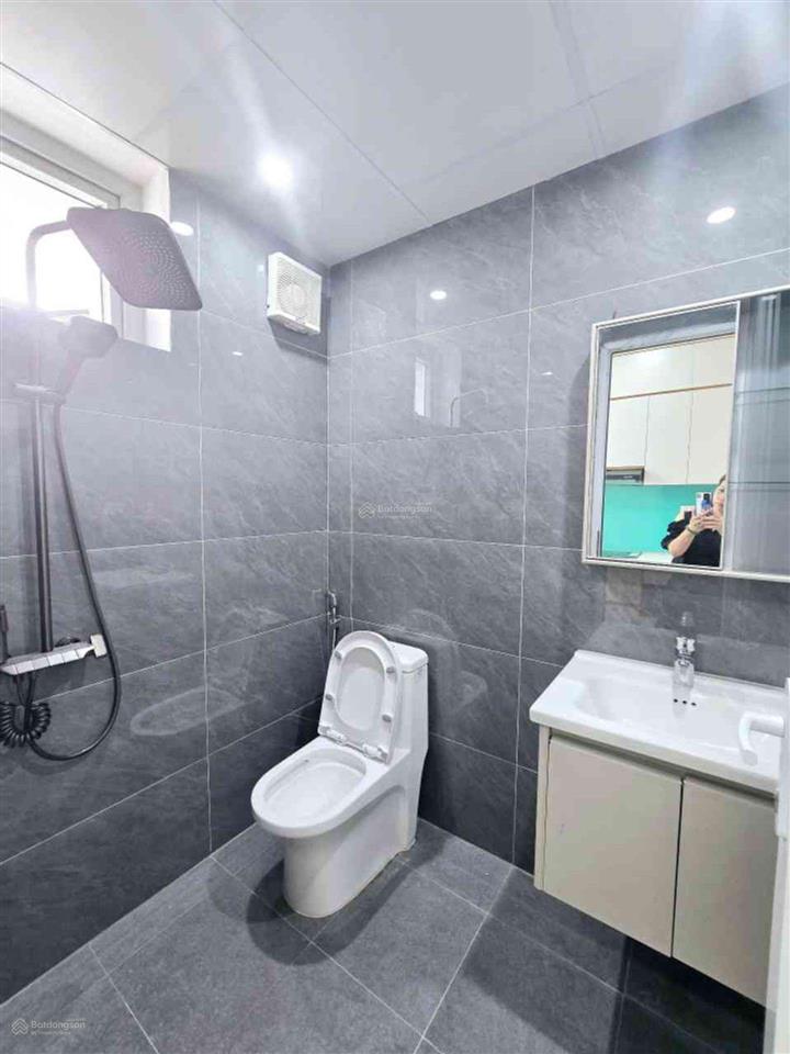 K35 tân mai căn góc 72m 2pn 2wc nhà đẹp ở ngay.