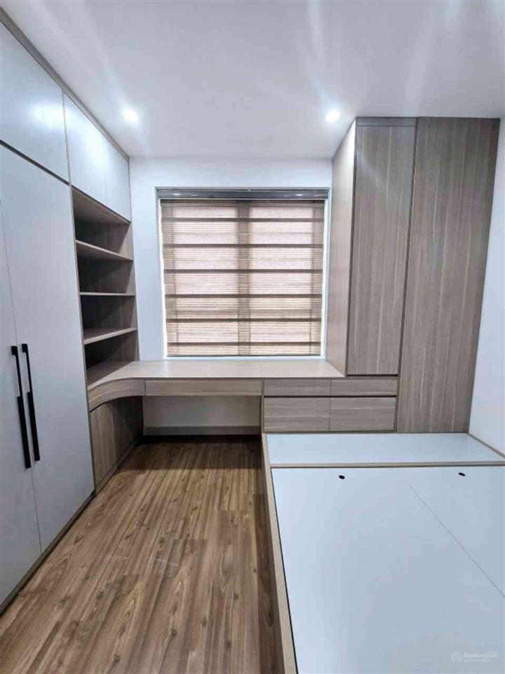 K35 tân mai căn góc 72m 2pn 2wc nhà đẹp ở ngay.
