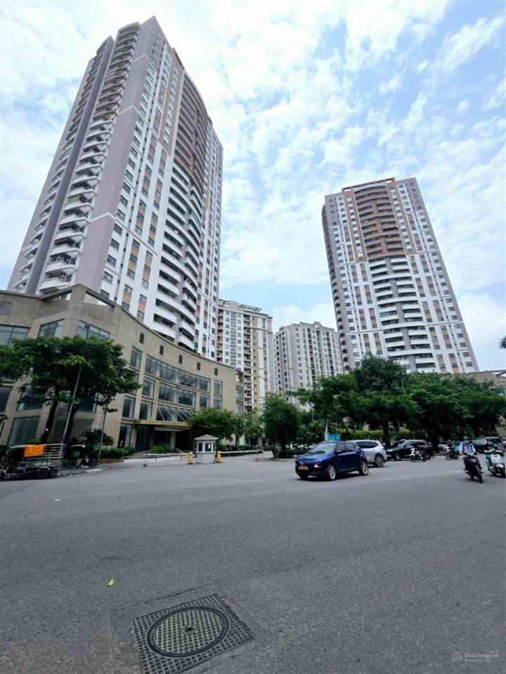 K35 tân mai căn góc 72m 2pn 2wc nhà đẹp ở ngay.