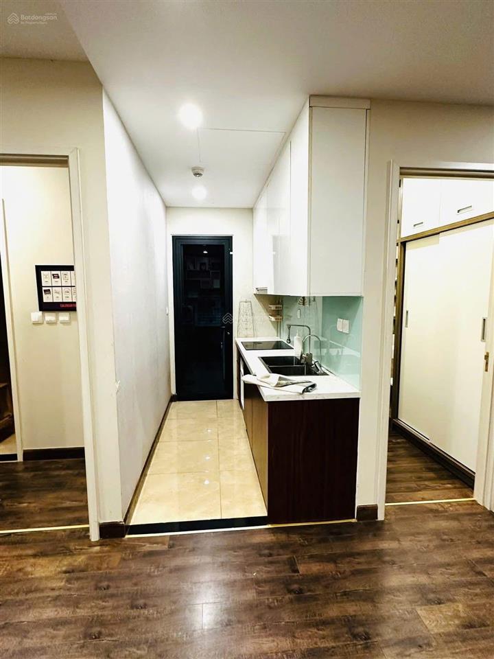 Bán căn hộ tòa goldseason tại thanh xuân giá 9,3 tỷ 3pn/2wc tầng trung full nội thất  0976 122 ***
