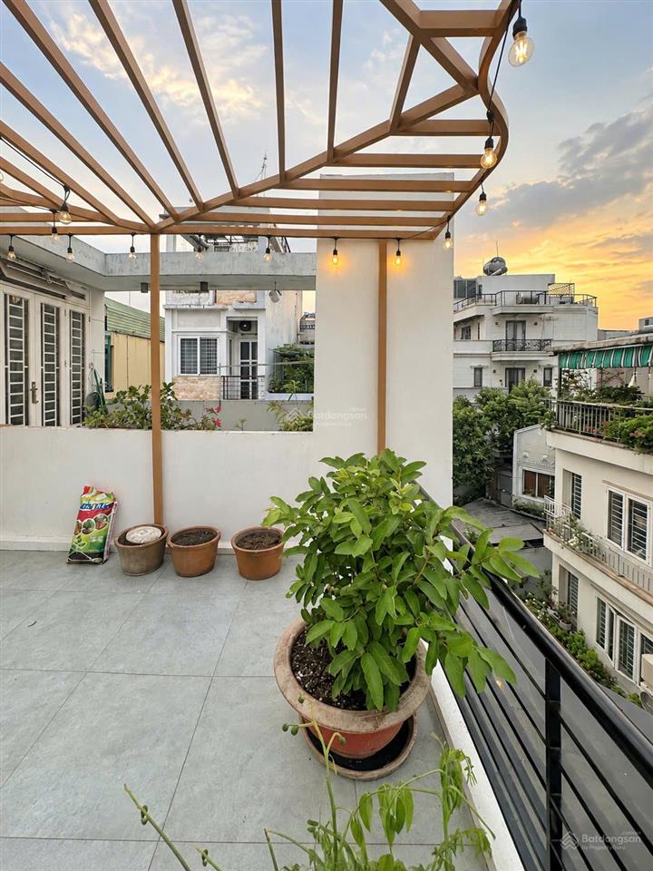 Chính chủ cần bán nhà tại hẻm 10/4 đường hoàng hoa thám p7 bình thạnh