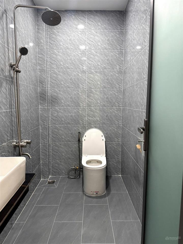 Bán nhanh nhà mới 100% kdc hiệp thành, thủ dầu một 2pn đường ô tô giá cực tốt chỉ 2 tỷ 890