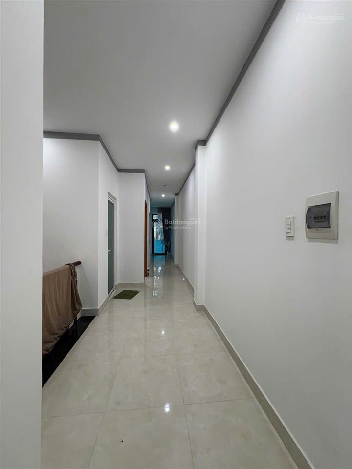 Bán nhanh nhà đẹp hiệp thành 3 full nội thất 2pn, 100m² thổ cư 100% giá tốt chỉ 5 tỷ