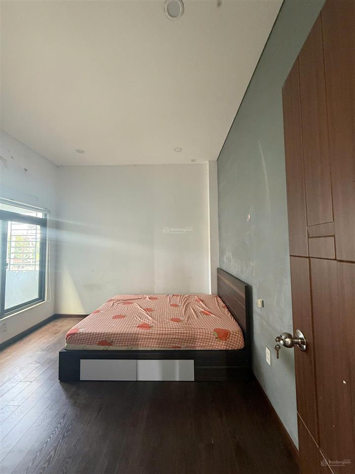Cho thuê nhà phú mỹ, đường dx047, thủ dầu một 3pn, full nội thất, sân ô tô giá tốt chỉ 8 tr/tháng