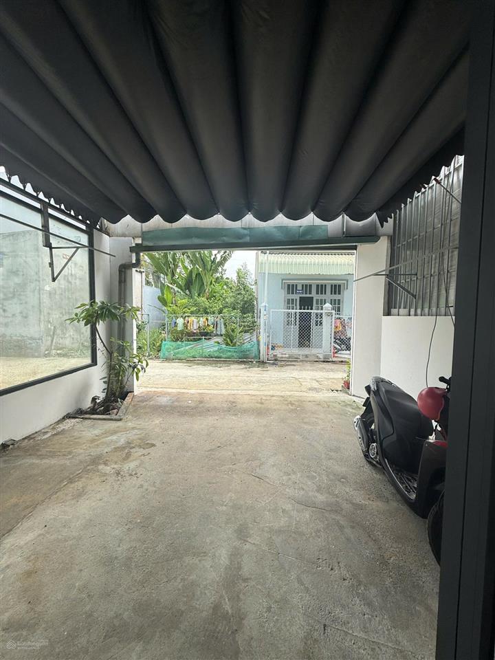 Cho thuê nhà phú mỹ, đường dx047, thủ dầu một 3pn, full nội thất, sân ô tô giá tốt chỉ 8 tr/tháng
