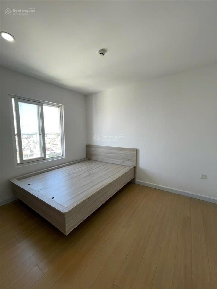 Cho thuê căn góc chung cư tân bình, hoàng bật đạt p15 tân bình full nội thất