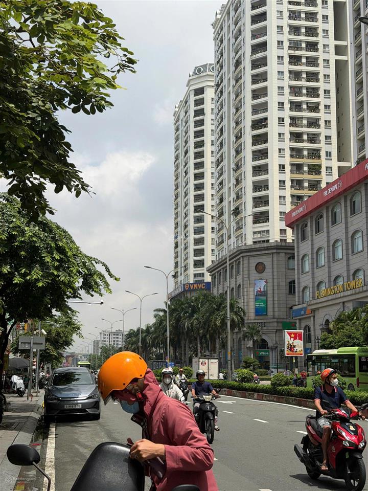 Siêu phẩm mt lê đại hành, q.11 ngay lotte  ngang 7m  xd hầm + 7 tầng  sốc 42 tỷ