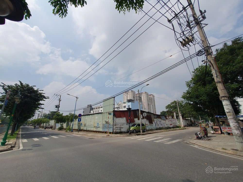 Bom tấn tân phú! siêu phẩm căn góc 2 mặt tiền kênh tân hóa  cn  3200m2  giá 230 tỷ!