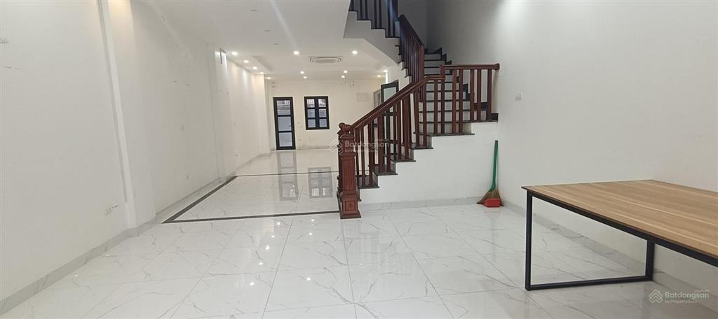 Cho thuê biệt thự dự án the eden rose, thanh liệt, thanh trì, dt 90m2, 4 tầng, full đh, nl, 22tr