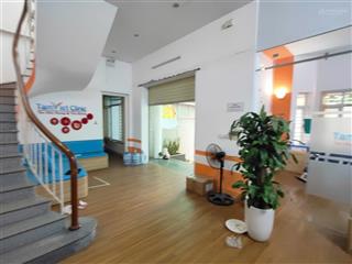 Cho thuê biệt thự căn góc đường xuân la, p xuân đỉnh dt 300m2, 3 tầng, vị trí siêu đẹp 70tr/tháng