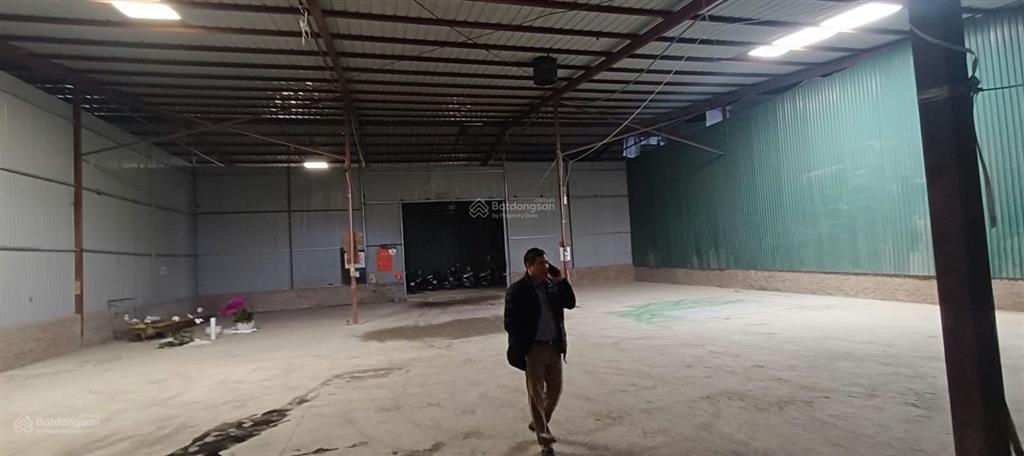 Cho thuê 440m2 kho xưởng đường tây tựu, ngay đh công nghiệp hn, điện 3fa, xuất vat, xe công, bảo vệ