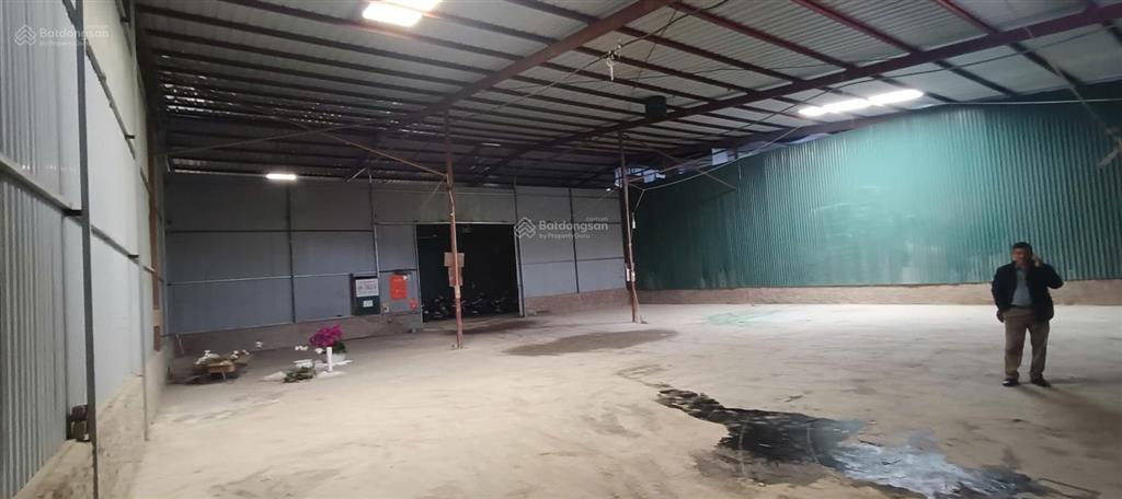 Cho thuê 440m2 kho xưởng đường tây tựu, ngay đh công nghiệp hn, điện 3fa, xuất vat, xe công, bảo vệ