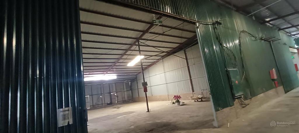 Cho thuê 440m2 kho xưởng đường tây tựu, ngay đh công nghiệp hn, điện 3fa, xuất vat, xe công, bảo vệ