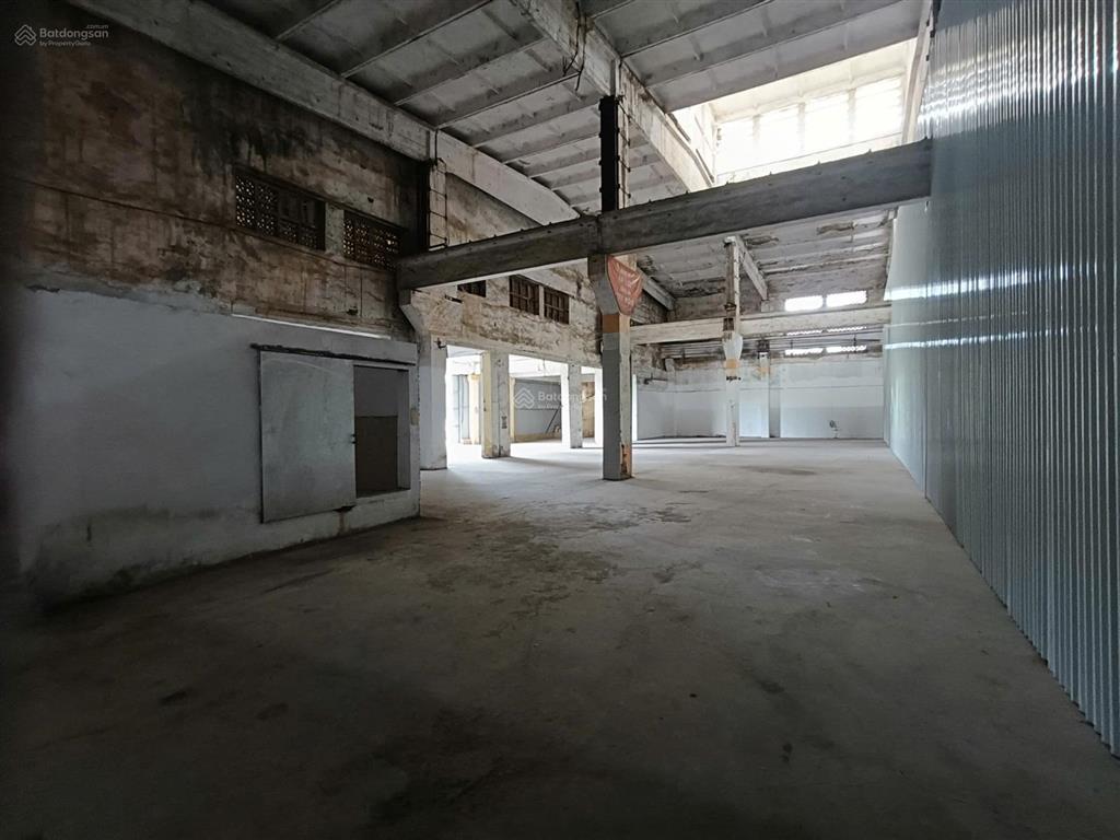 Ct kho đường thụy phương, p đông ngạc, dt 526m2, điện 3fa, xuất vat, xe công vào, bảo vệ, 80k/m2