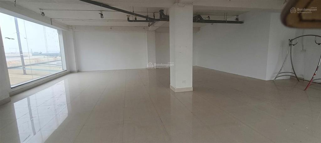Cho thuê sàn văn phòng rẻ nhất hà nội, ccn lai xá, dt 360m2, pccc nthu, xuất vat, bảo vệ, thang máy