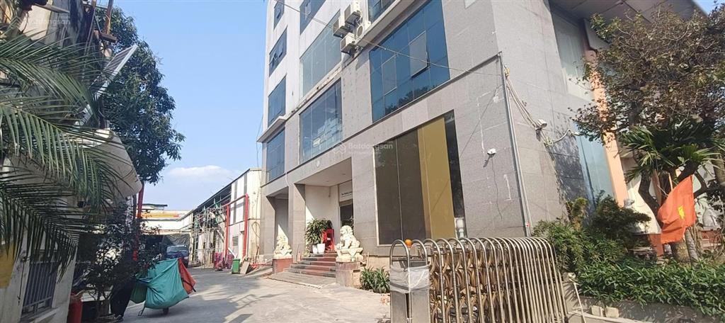 Cho thuê sàn văn phòng rẻ nhất hà nội, ccn lai xá, dt 360m2, pccc nthu, xuất vat, bảo vệ, thang máy