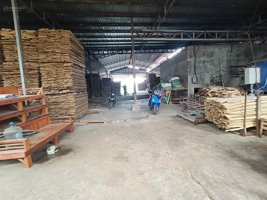 Ct kho xưởng dt 1154m2, siêu rẻ 35 triệu/tháng, thượng cát, xe công vào, điện 3 pha, nước sạch