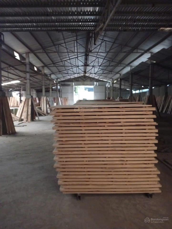 Ct kho xưởng dt 1154m2, siêu rẻ 35 triệu/tháng, thượng cát, xe công vào, điện 3 pha, nước sạch