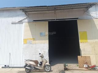 Cho thuê kho xưởng đường 72, la phù, hoài đức, dt 666m2, xe công vào, xuất vat, điện 3 pha, bảo vệ