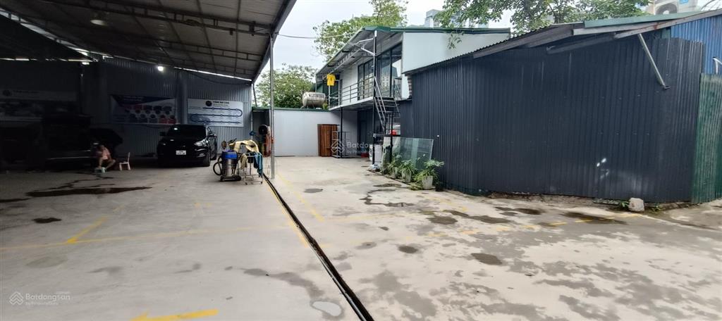 Cho thuê kho xưởng đường vườn cam, phú đô, từ liêm 700m2, điện 3 pha, xe 10 tấn, xuất vat, 55 triệu
